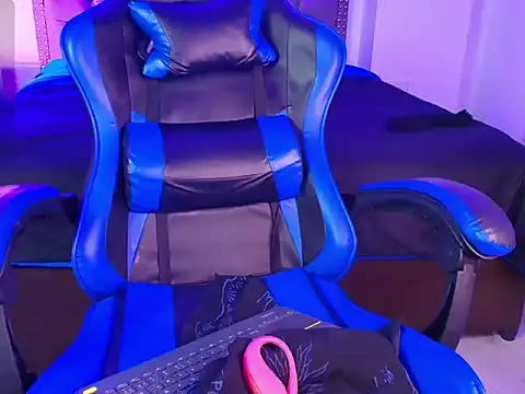 Iris_Roses webcam