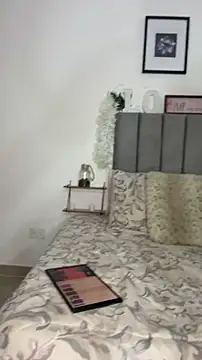 Olivia_valentti webcam