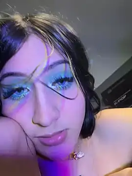 Naaria_ webcam