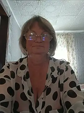 MilashkaCutie50 webcam