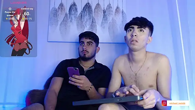 Michaell_and_twink webcam