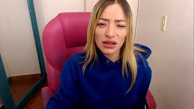zoe_jones13 webcam
