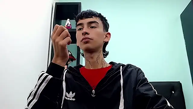 ttimy_x_boy webcam