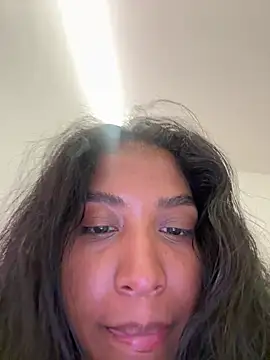 IamCrystal2 webcam