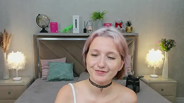 MiaKarlos webcam