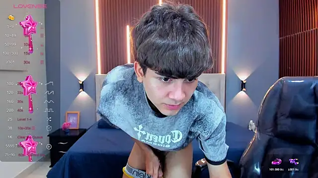 Tommy18__ webcam
