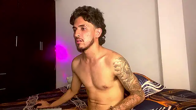 Kriss_Edwards webcam