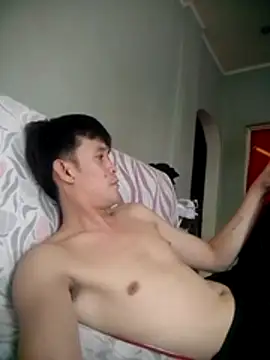 HOT-ASIANBABYBOY webcam