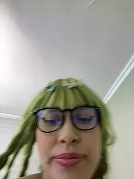 crystalfairy007 - CrystalFairy007's free webcam - UK Sex Cams