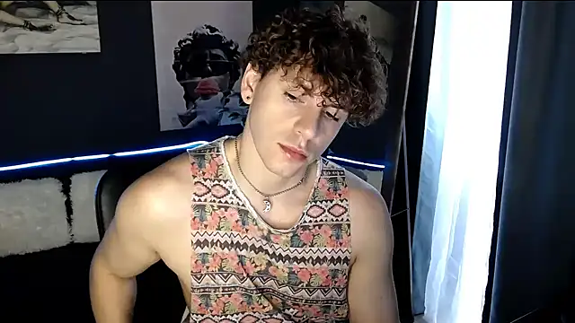 TylerGibson webcam