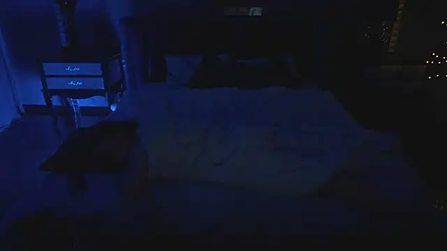 LittleJulii webcam