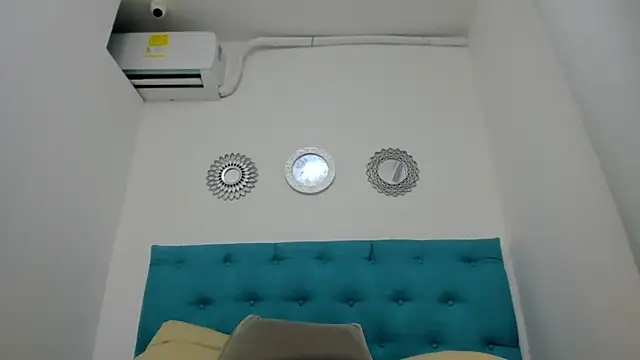 milky_emma18 webcam