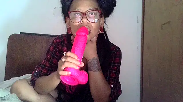 xblackstarX1 webcam