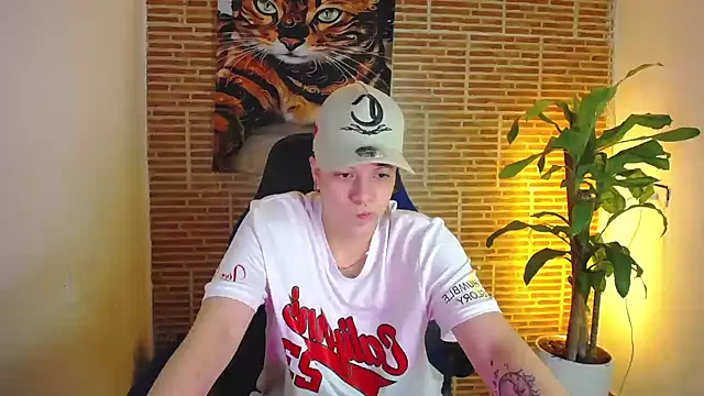 Asher_addamss_ webcam