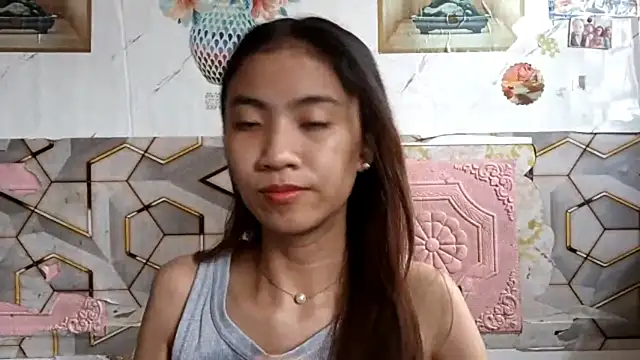 DeeannGunby webcam