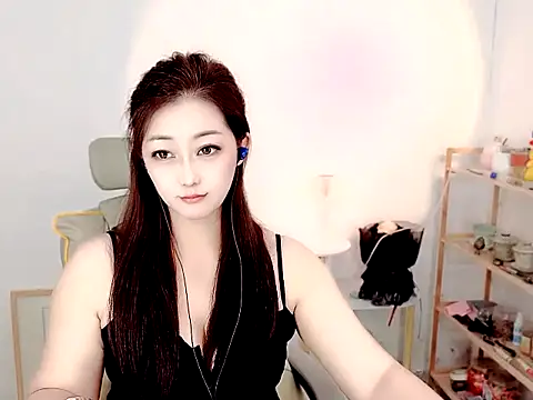 Mimi131499 webcam