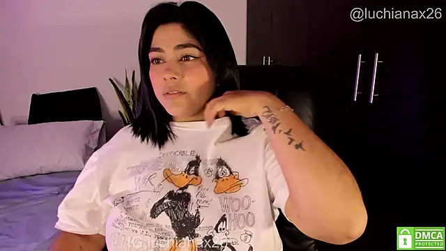 lucy2606 webcam