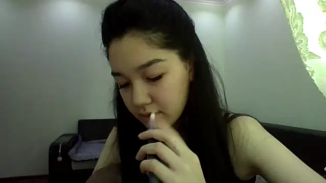 MintyMuse webcam