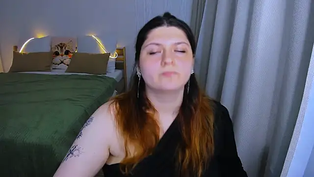 FieryMilena webcam