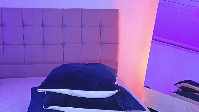 holly05_ webcam