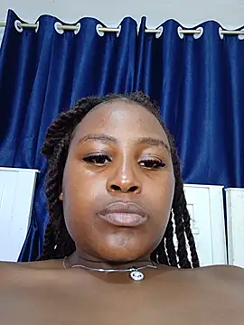 Thickyebony webcam