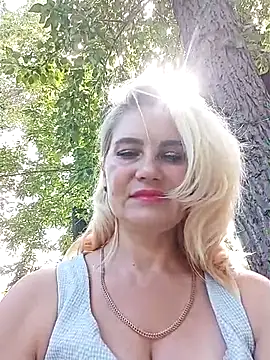 JennyOMay webcam