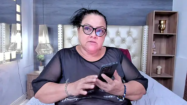 mommy_cute webcam