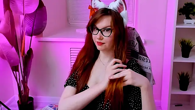 CarolGiggly webcam