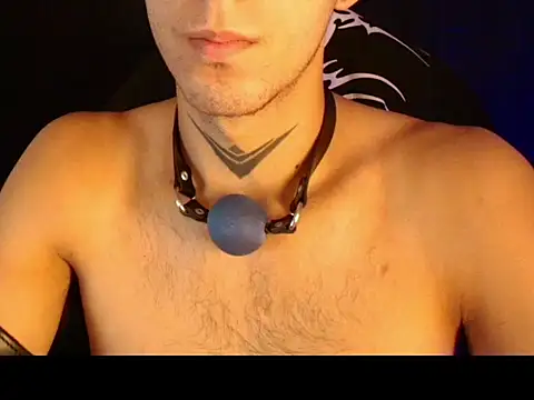 dark_men1 webcam
