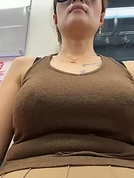 okgirl_23 webcam