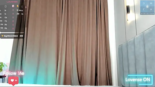 MinaDiamondd live cam on StripChat