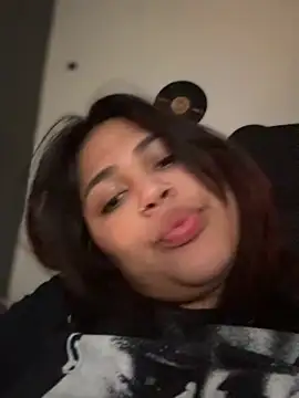 miacanela_xo live cam on StripChat