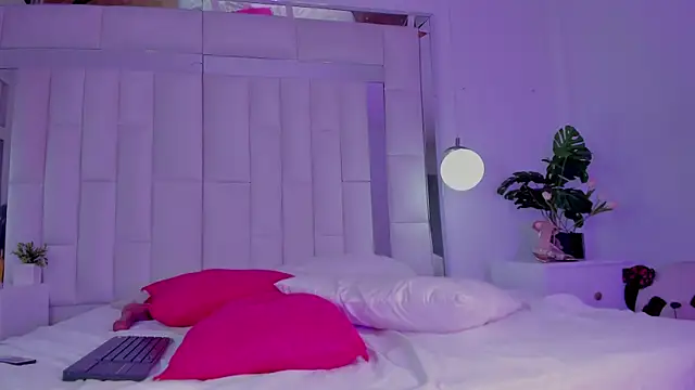 sofia_vance webcam