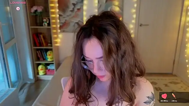 MilenaSaint webcam