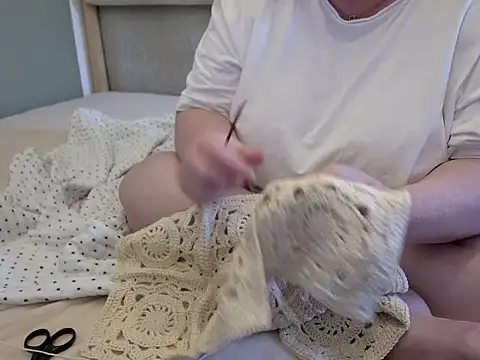 MarthaBriest webcam