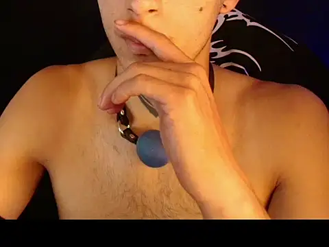 dark_men1 live cam on StripChat