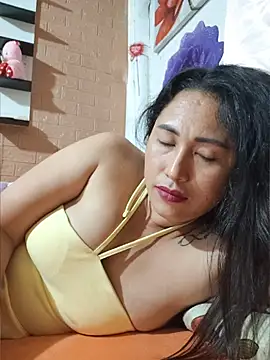 Filipina_Desire webcam