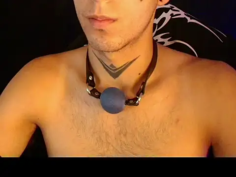 dark_men1 live cam on StripChat
