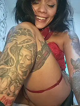 kahpoliver live cam on StripChat