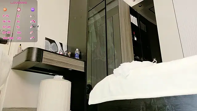 nyxxfire live cam on StripChat
