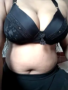 Umma-2 live cam on StripChat