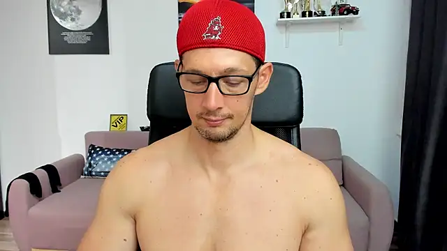 BrutusK08 webcam