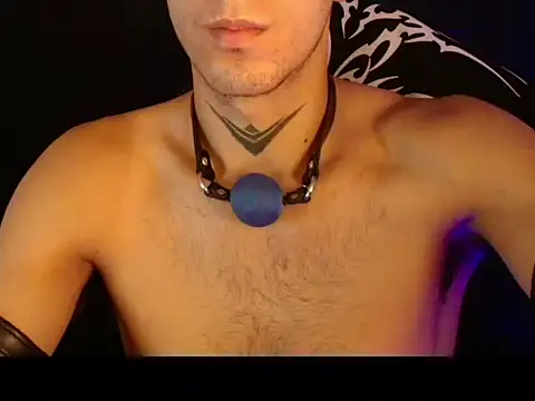 dark_men1 webcam