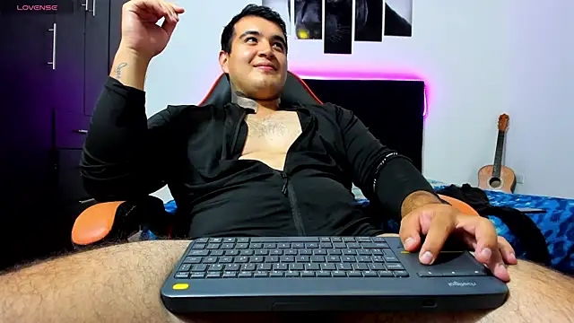 thiago__cp01 live cam on StripChat