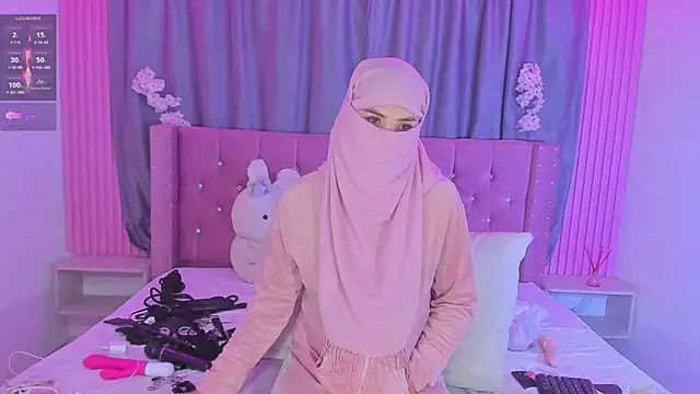 Nayla-Mouna