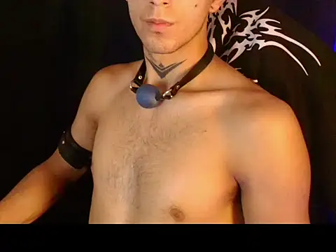 dark_men1 webcam