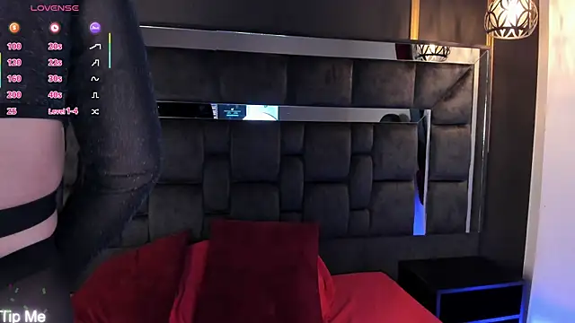 Aniajoness_ webcam