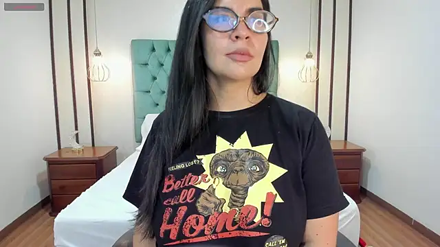 Hannah_Cross webcam