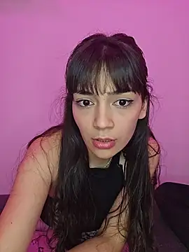 leoynicky98 - pareja en stripchat, habla español