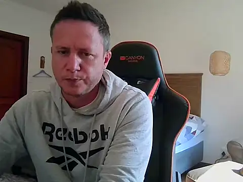 TroyDieselXXX webcam